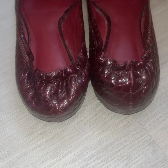 Tory Burch Burgundy Ballet Flats - Picture 9 of 15